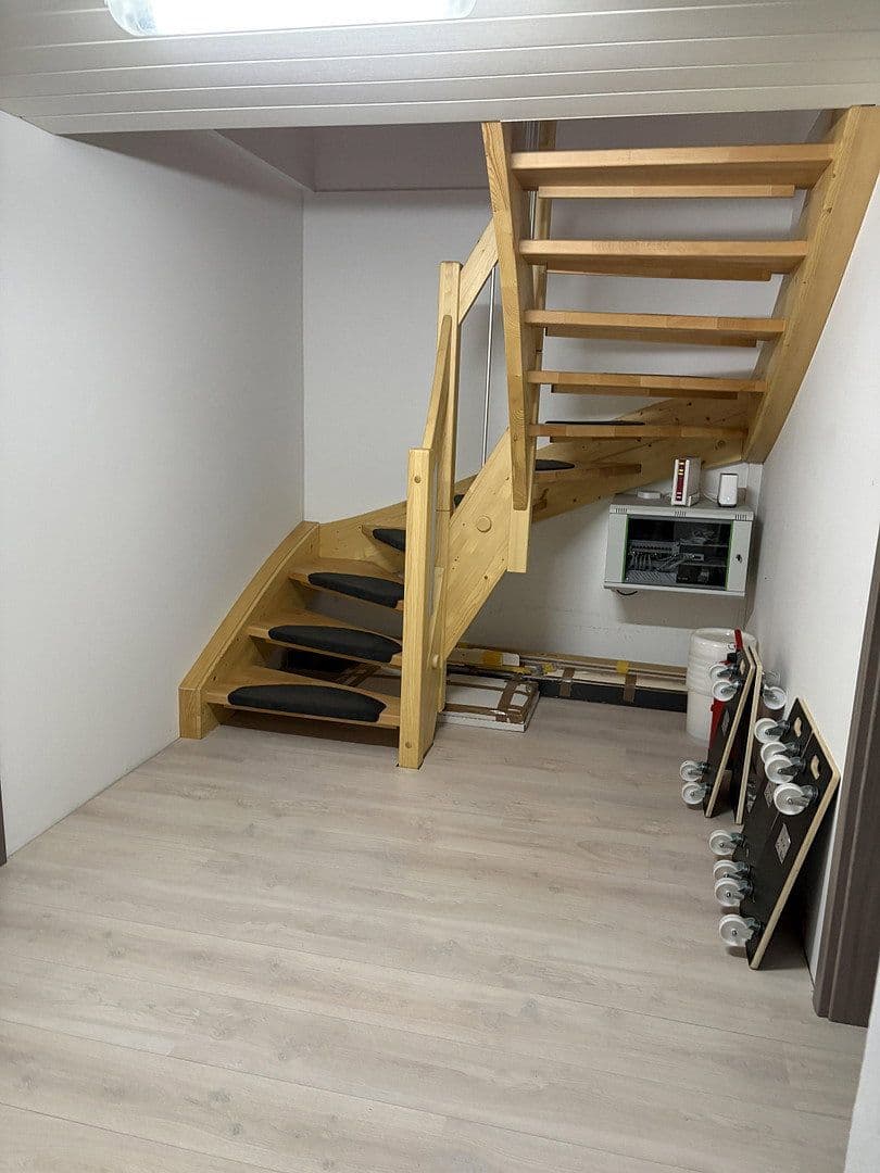 Prodej domu 123 m², pozemek 698 m², Auf Strieglen 2, Gosheim, Bádensko-Württembersko Prodej domu 123 m², pozemek 698 m², Auf Strieglen 2, Gosheim, Bádensko-Württembersko