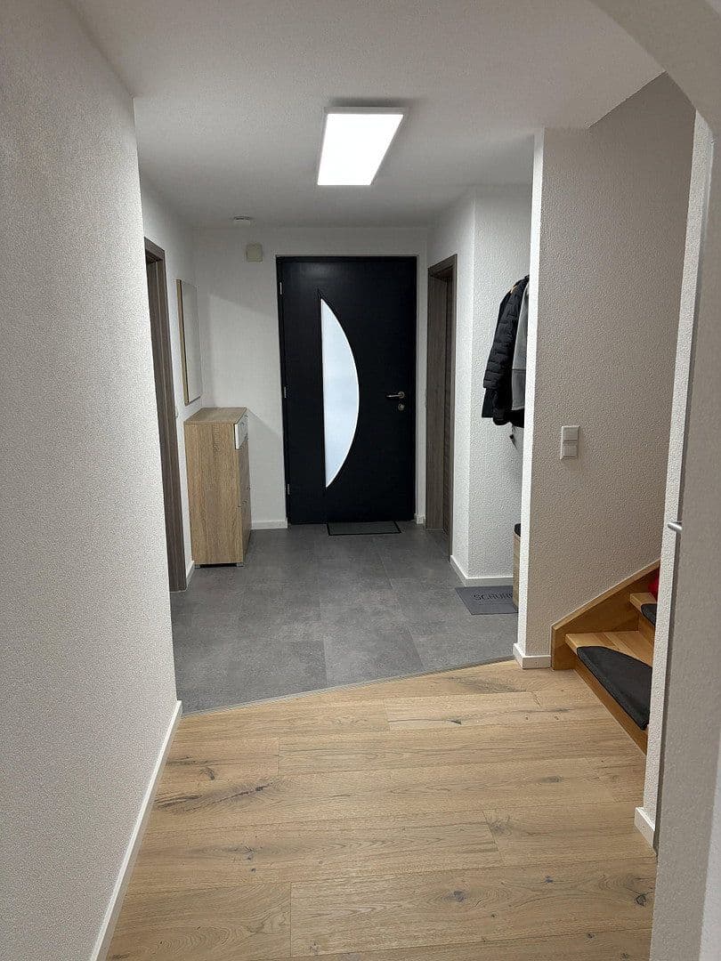 Prodej domu 123 m², pozemek 698 m², Auf Strieglen 2, Gosheim, Bádensko-Württembersko Prodej domu 123 m², pozemek 698 m², Auf Strieglen 2, Gosheim, Bádensko-Württembersko