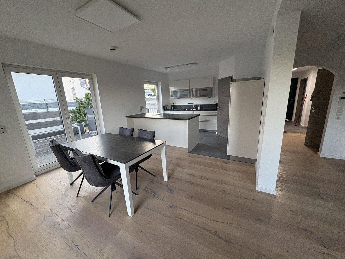 Prodej domu 123 m², pozemek 698 m², Auf Strieglen 2, Gosheim, Bádensko-Württembersko Prodej domu 123 m², pozemek 698 m², Auf Strieglen 2, Gosheim, Bádensko-Württembersko