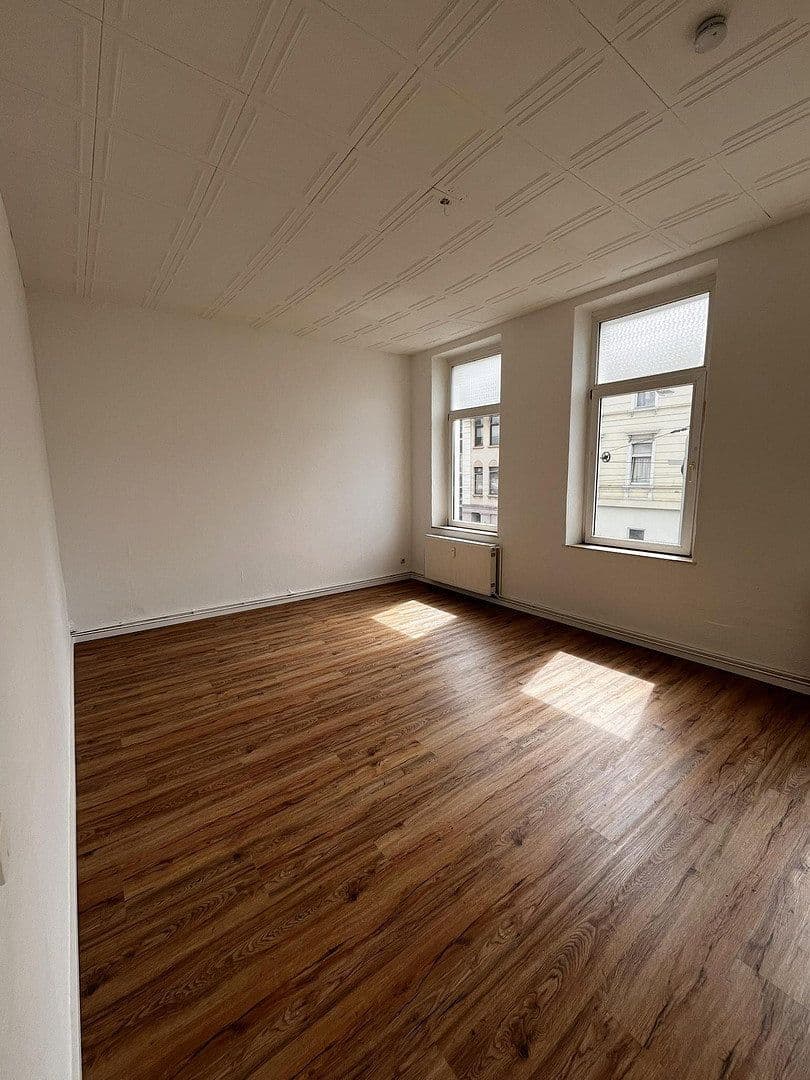 Pronájem bytu 3+1 79 m², Krefeld, Severní Porýní-Vestfálsko Pronájem bytu 3+1 79 m², Krefeld, Severní Porýní-Vestfálsko