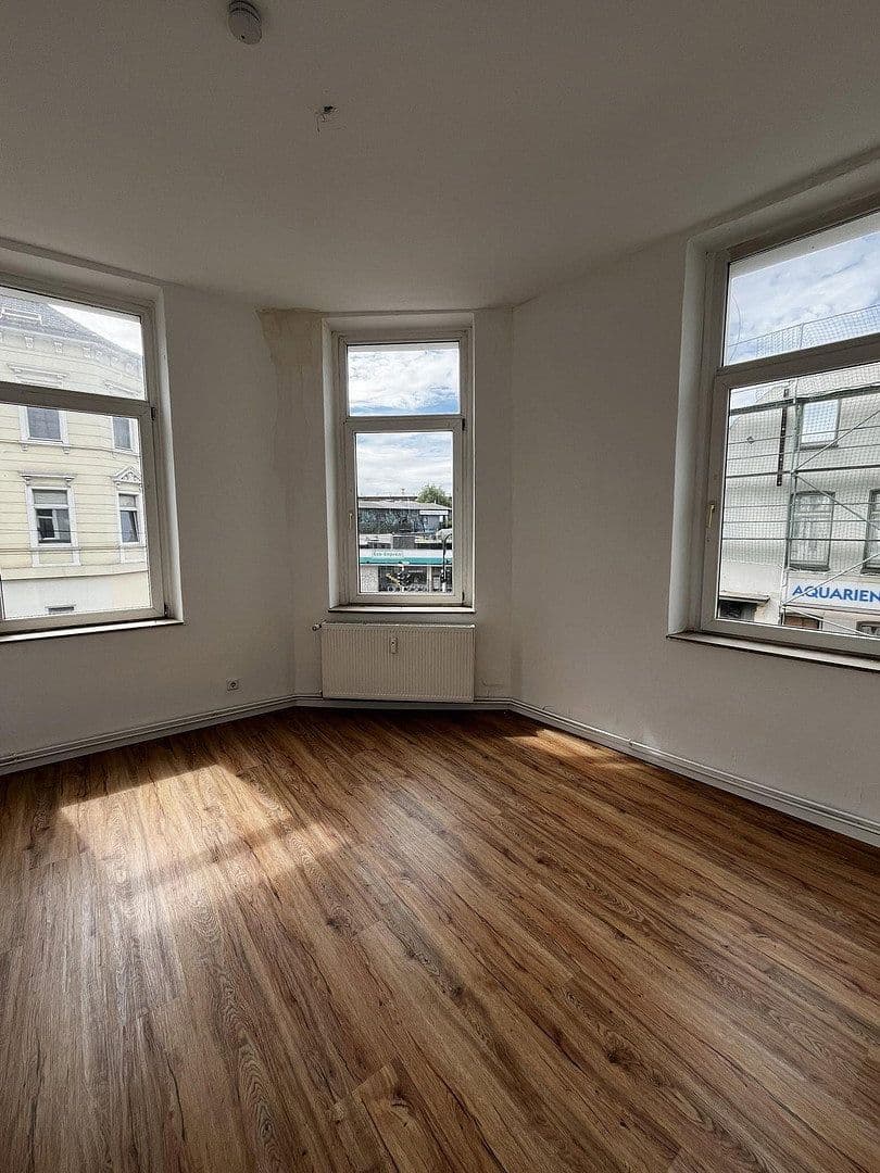 Pronájem bytu 3+1 79 m², Krefeld, Severní Porýní-Vestfálsko Pronájem bytu 3+1 79 m², Krefeld, Severní Porýní-Vestfálsko