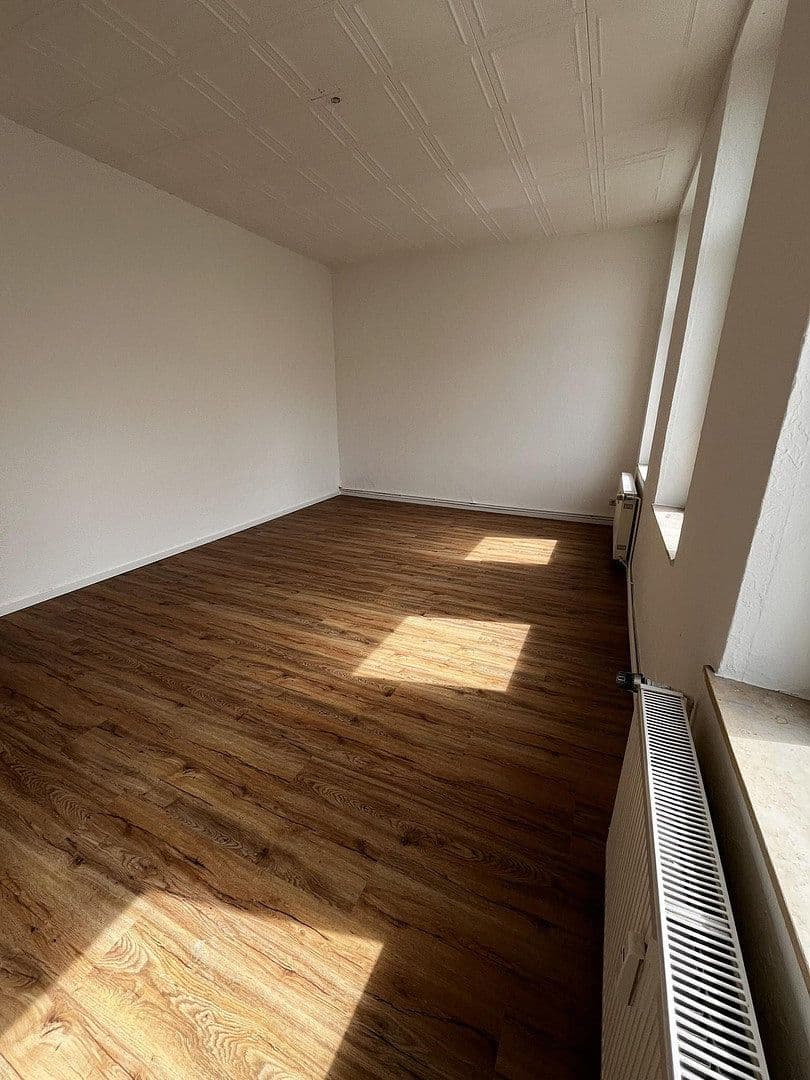 Pronájem bytu 3+1 79 m², Krefeld, Severní Porýní-Vestfálsko Pronájem bytu 3+1 79 m², Krefeld, Severní Porýní-Vestfálsko