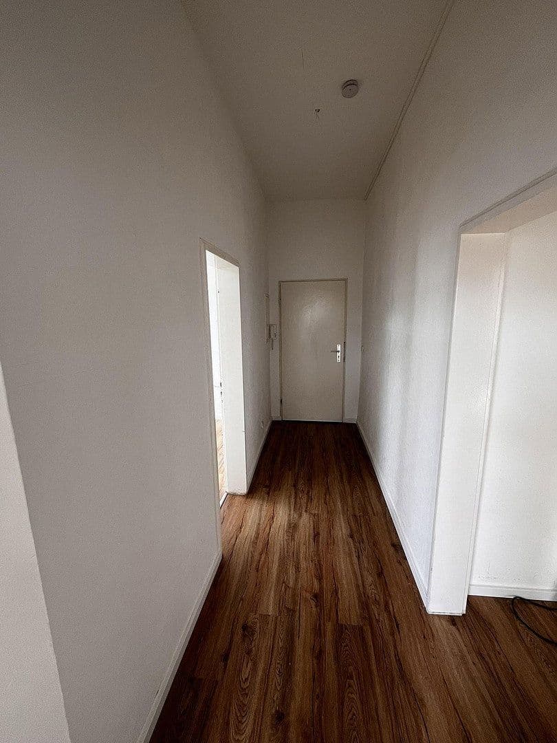 Pronájem bytu 3+1 79 m², Krefeld, Severní Porýní-Vestfálsko Pronájem bytu 3+1 79 m², Krefeld, Severní Porýní-Vestfálsko