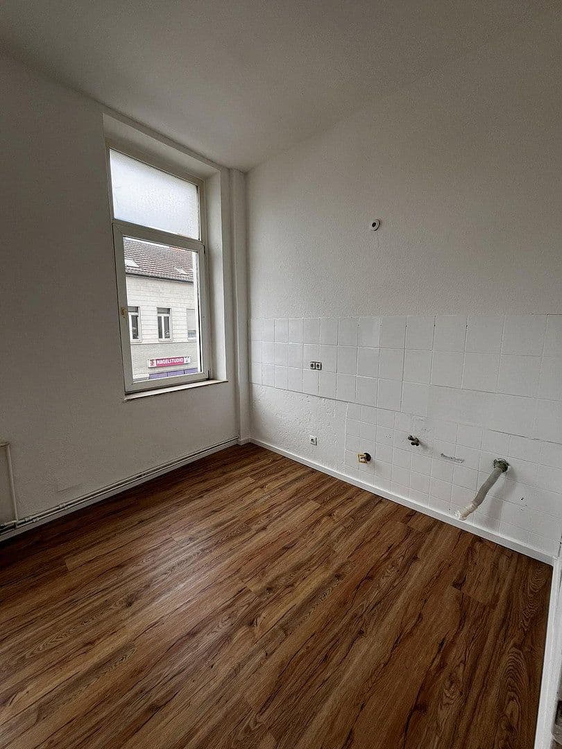 Pronájem bytu 3+1 79 m², Krefeld, Severní Porýní-Vestfálsko Pronájem bytu 3+1 79 m², Krefeld, Severní Porýní-Vestfálsko