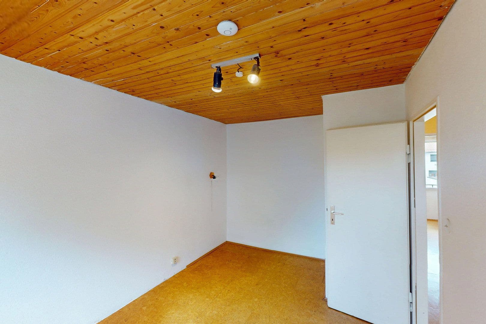 Prodej domu 92 m², pozemek 214 m², Fohrenbühlerstraße 103, Sindelfingen, Bádensko-Württembersko Prodej domu 92 m², pozemek 214 m², Fohrenbühlerstraße 103, Sindelfingen, Bádensko-Württembersko