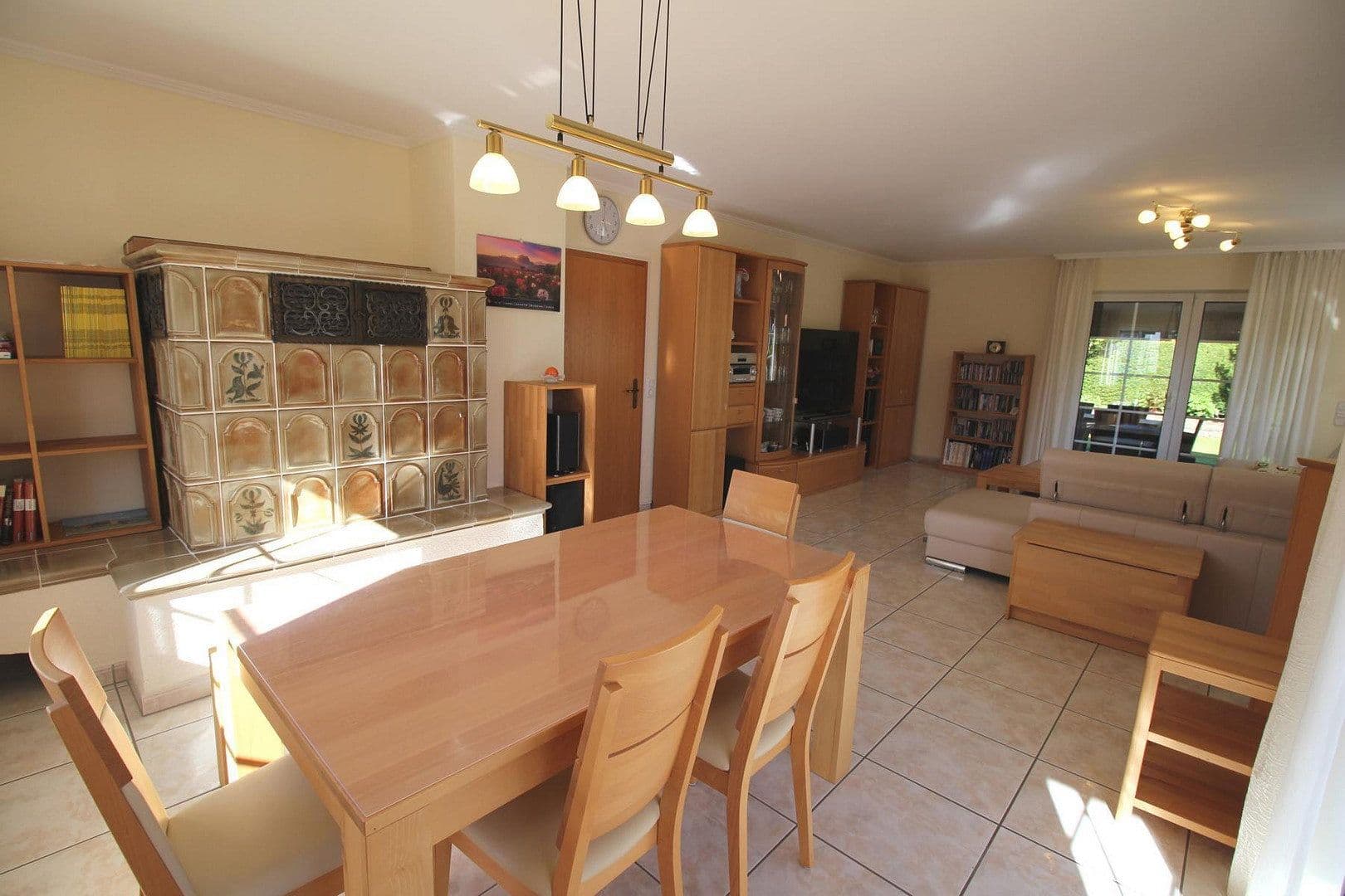 Prodej domu 165 m², pozemek 824 m², Immenhausen, Hessen Prodej domu 165 m², pozemek 824 m², Immenhausen, Hessen