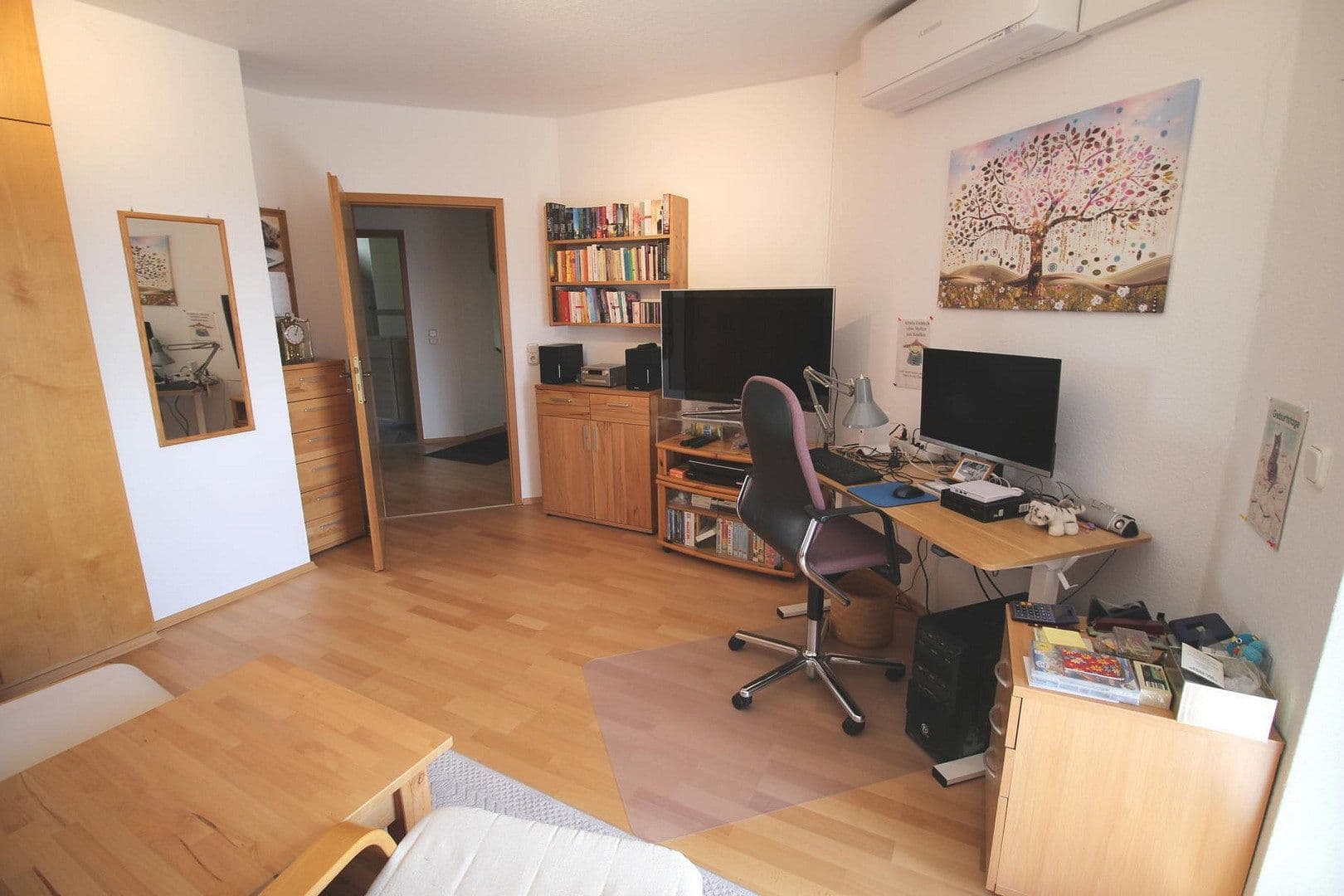 Prodej domu 165 m², pozemek 824 m², Immenhausen, Hessen Prodej domu 165 m², pozemek 824 m², Immenhausen, Hessen