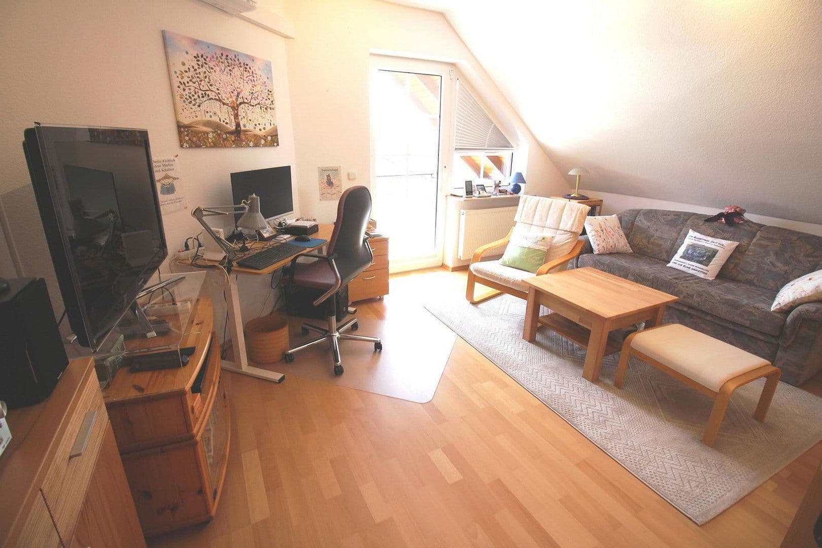 Prodej domu 165 m², pozemek 824 m², Immenhausen, Hessen Prodej domu 165 m², pozemek 824 m², Immenhausen, Hessen