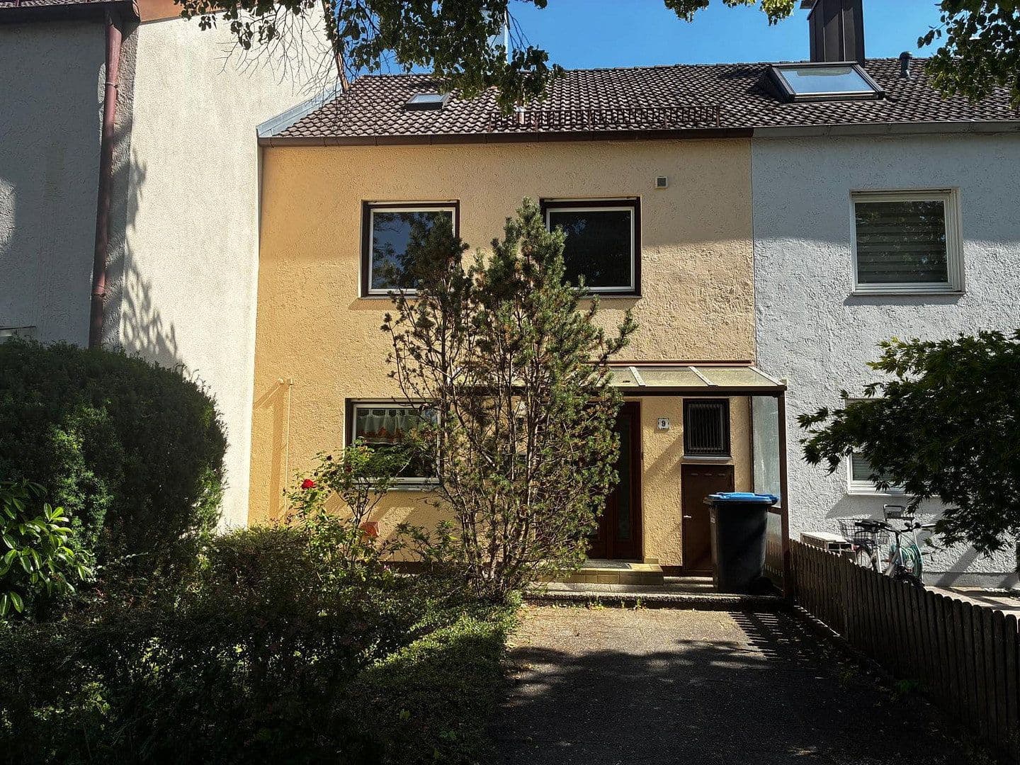 Prodej domu 129 m², pozemek 221 m², Germering, Bavorsko Prodej domu 129 m², pozemek 221 m², Germering, Bavorsko