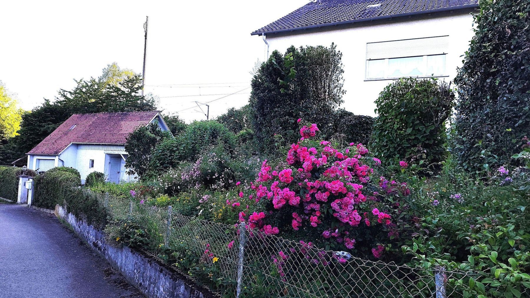 Prodej domu 156 m², pozemek 714 m², Kirchheim am Neckar, Bádensko-Württembersko Prodej domu 156 m², pozemek 714 m², Kirchheim am Neckar, Bádensko-Württembersko