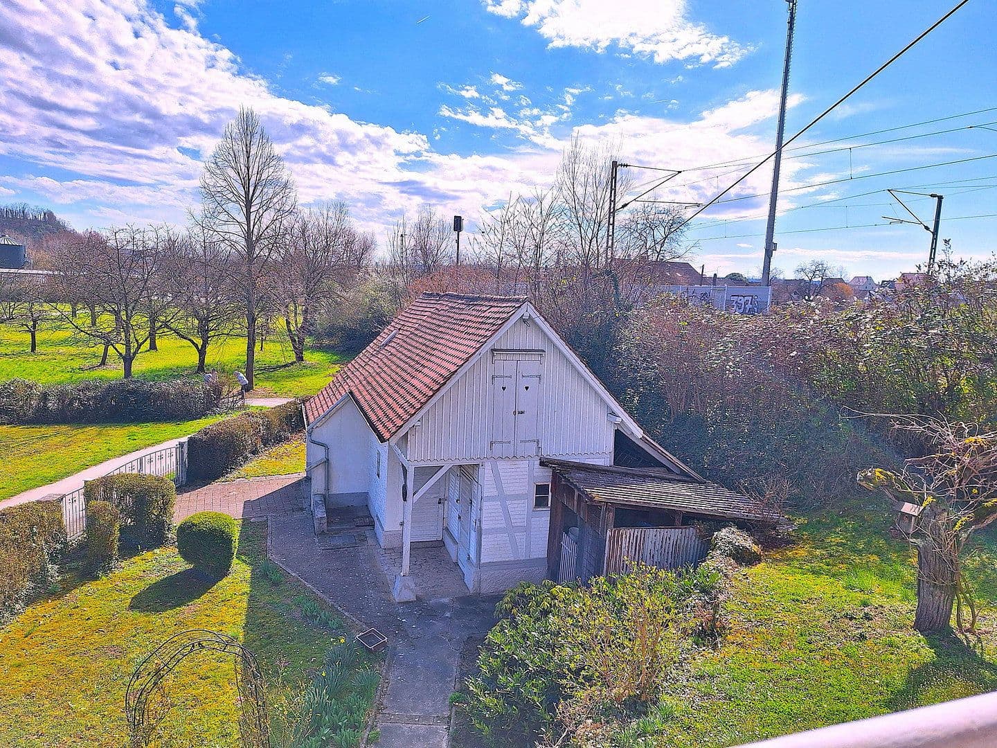 Prodej domu 156 m², pozemek 714 m², Kirchheim am Neckar, Bádensko-Württembersko Prodej domu 156 m², pozemek 714 m², Kirchheim am Neckar, Bádensko-Württembersko