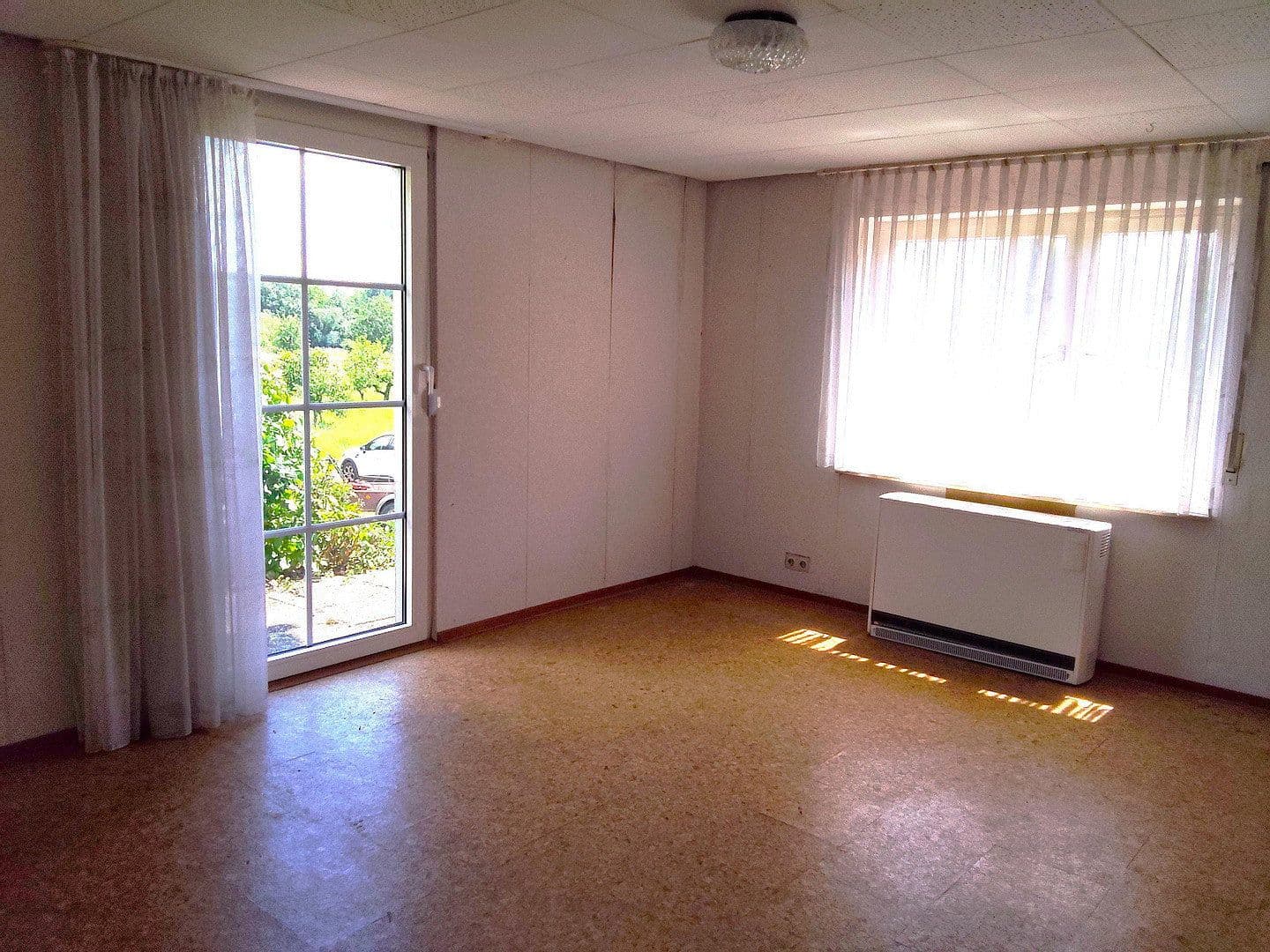 Prodej domu 156 m², pozemek 714 m², Kirchheim am Neckar, Bádensko-Württembersko Prodej domu 156 m², pozemek 714 m², Kirchheim am Neckar, Bádensko-Württembersko