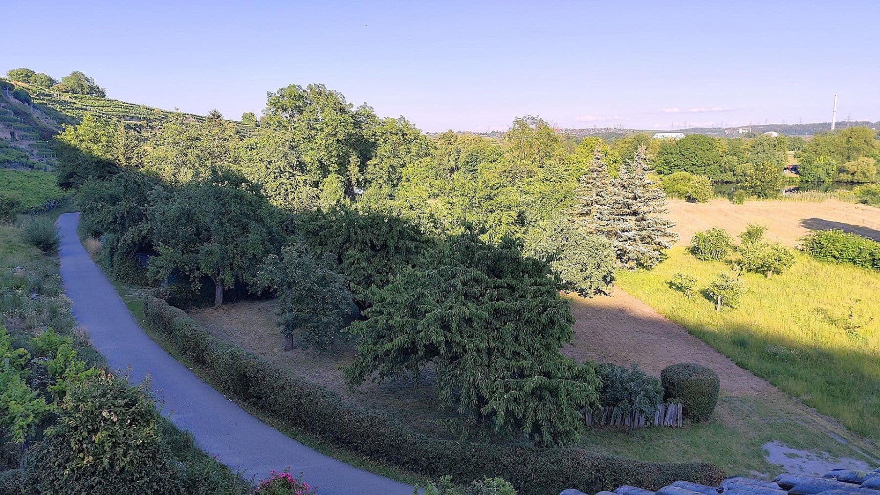 Prodej domu 156 m², pozemek 714 m², Kirchheim am Neckar, Bádensko-Württembersko Prodej domu 156 m², pozemek 714 m², Kirchheim am Neckar, Bádensko-Württembersko