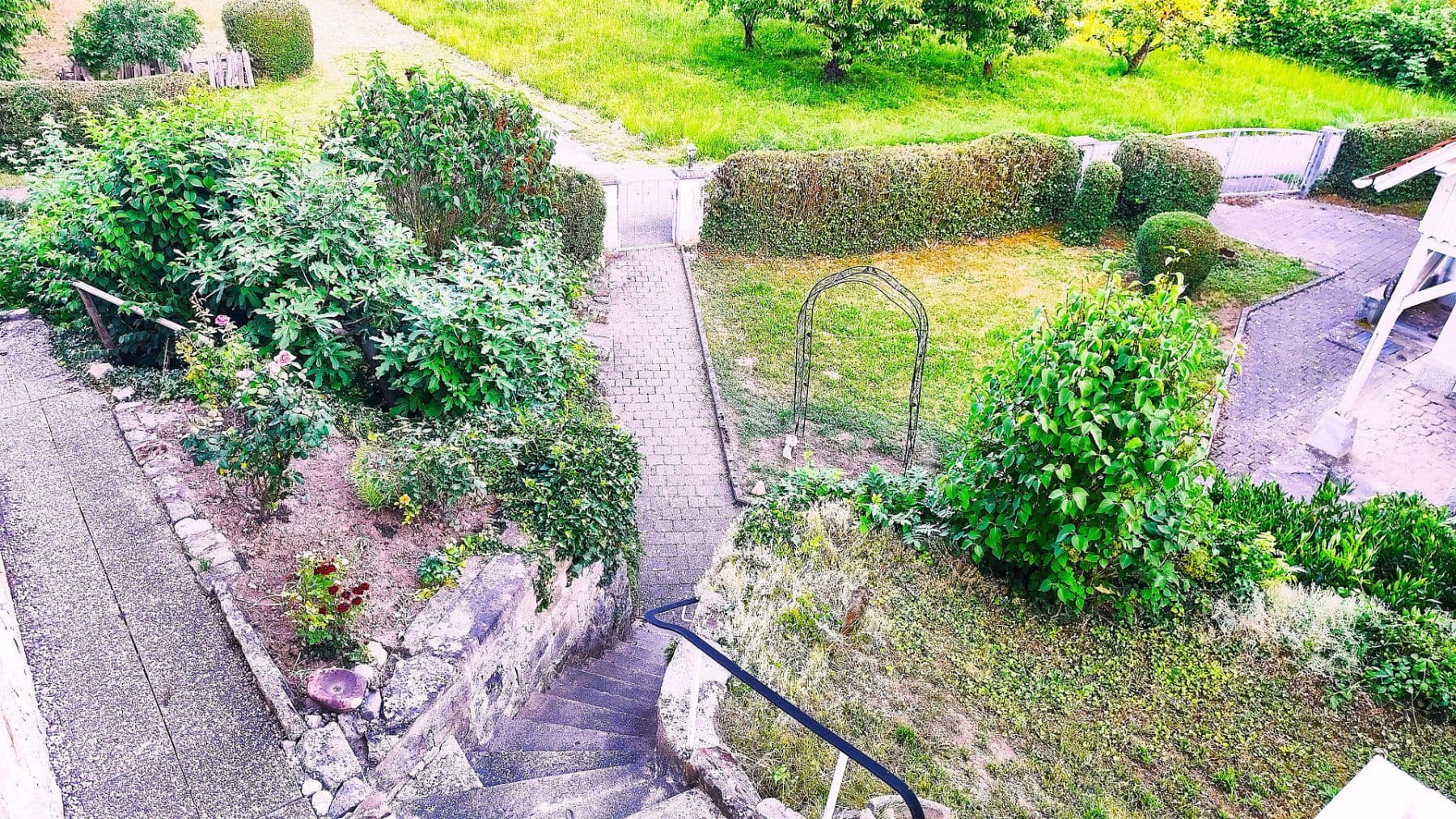 Prodej domu 156 m², pozemek 714 m², Kirchheim am Neckar, Bádensko-Württembersko Prodej domu 156 m², pozemek 714 m², Kirchheim am Neckar, Bádensko-Württembersko