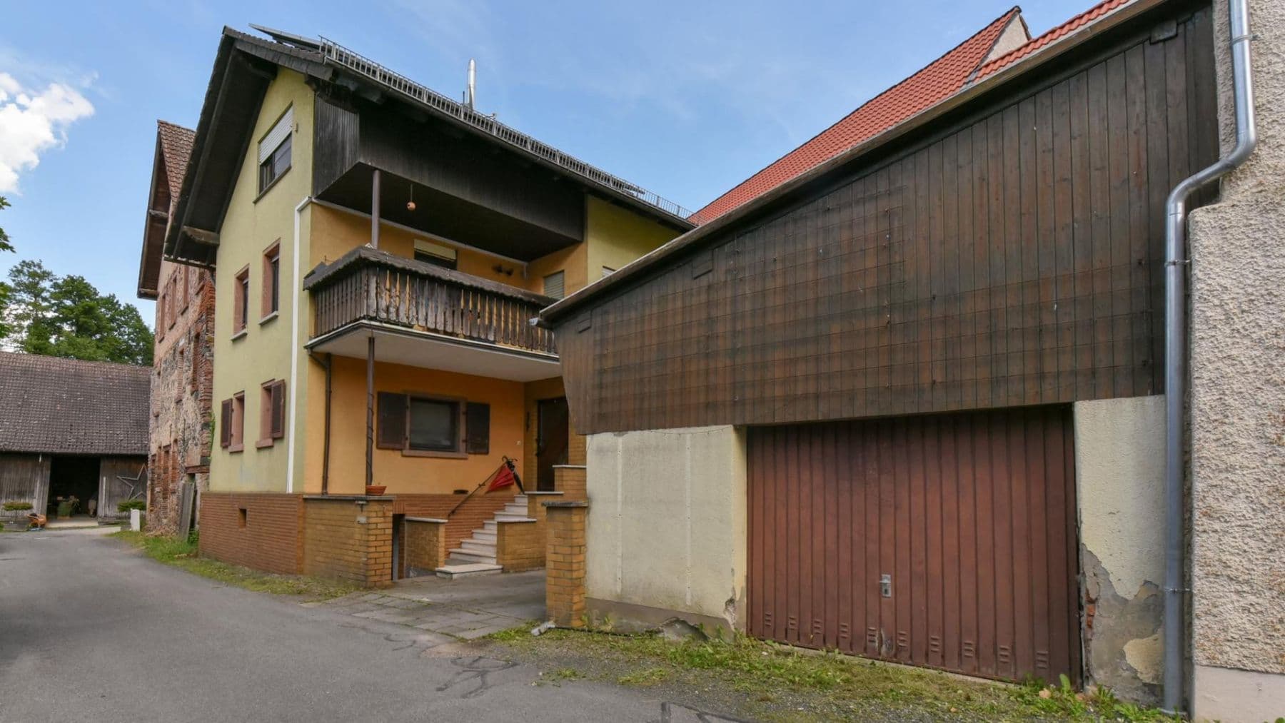 Prodej domu 120 m², pozemek 175 m², Modautal, Hessen Prodej domu 120 m², pozemek 175 m², Modautal, Hessen
