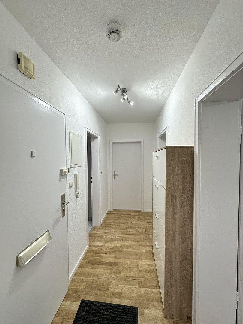 Pronájem bytu 1+1 70 m², Leopoldstr 57, München, Bavorsko Pronájem bytu 1+1 70 m², Leopoldstr 57, München, Bavorsko