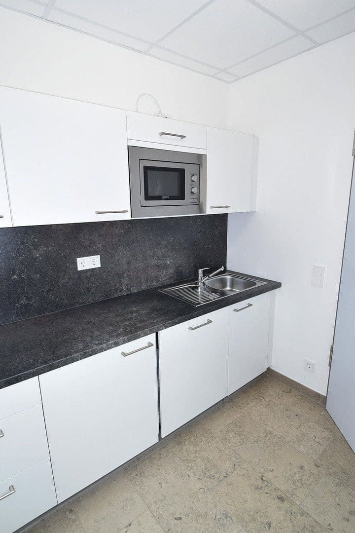 Pronájem kanceláře 219 m², Lise-Meitner-Str. 7, Krailling, Bavorsko Pronájem kanceláře 219 m², Lise-Meitner-Str. 7, Krailling, Bavorsko