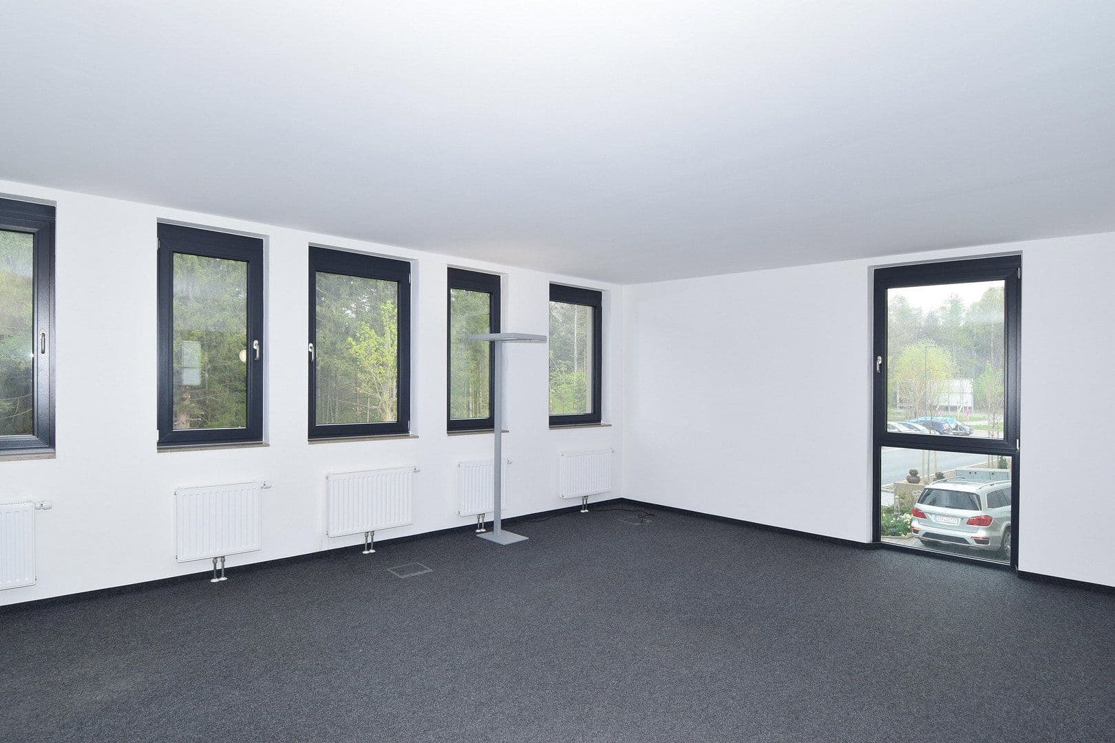 Pronájem kanceláře 219 m², Lise-Meitner-Str. 7, Krailling, Bavorsko Pronájem kanceláře 219 m², Lise-Meitner-Str. 7, Krailling, Bavorsko