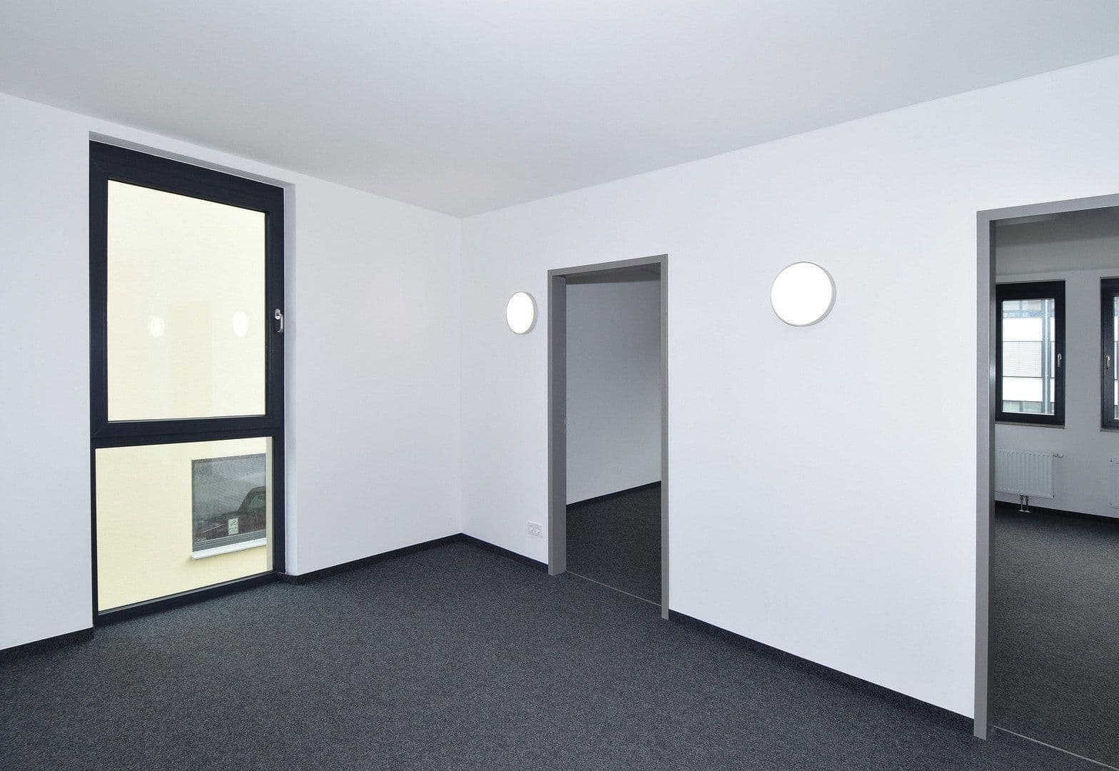 Pronájem kanceláře 219 m², Lise-Meitner-Str. 7, Krailling, Bavorsko Pronájem kanceláře 219 m², Lise-Meitner-Str. 7, Krailling, Bavorsko