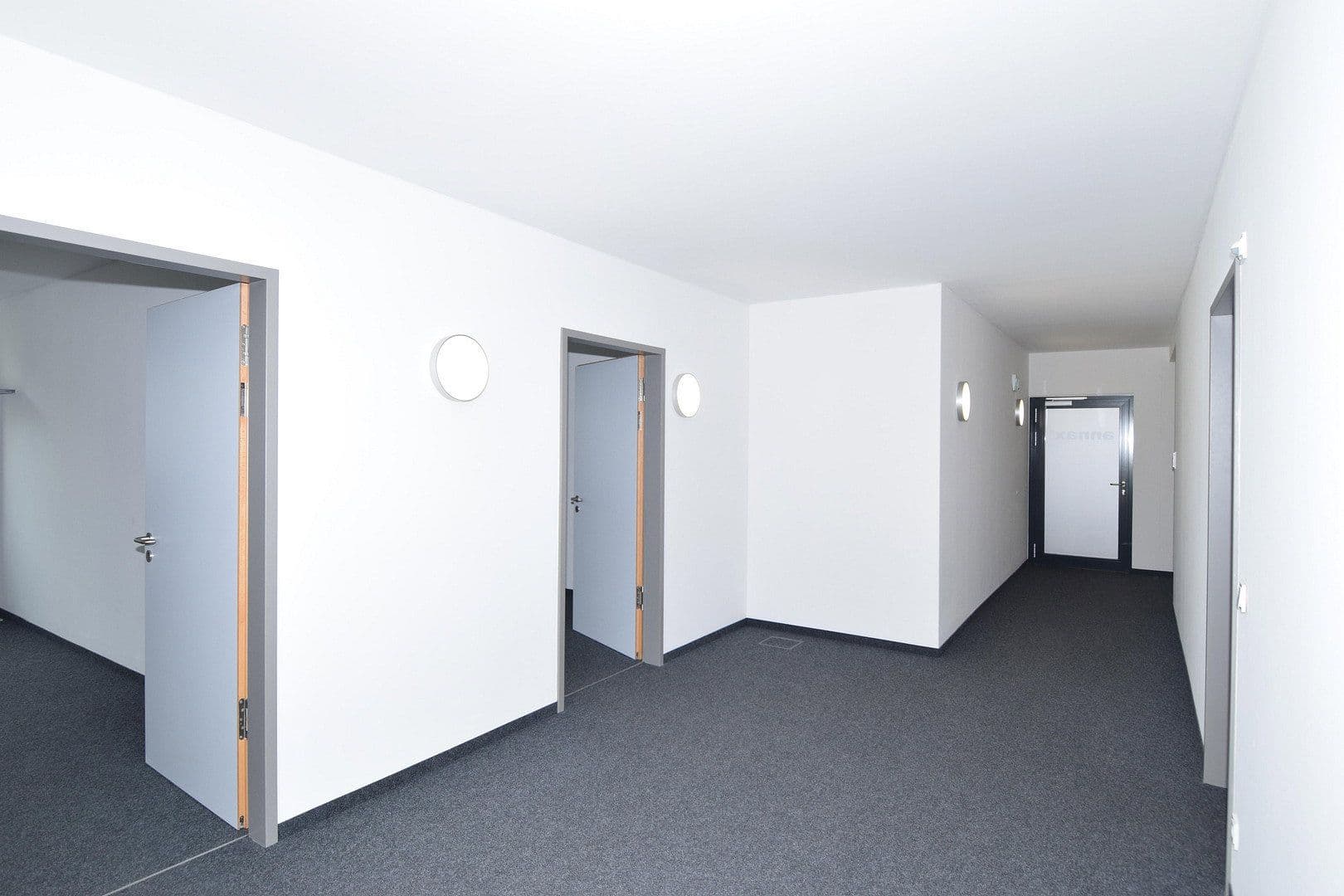 Pronájem kanceláře 219 m², Lise-Meitner-Str. 7, Krailling, Bavorsko Pronájem kanceláře 219 m², Lise-Meitner-Str. 7, Krailling, Bavorsko