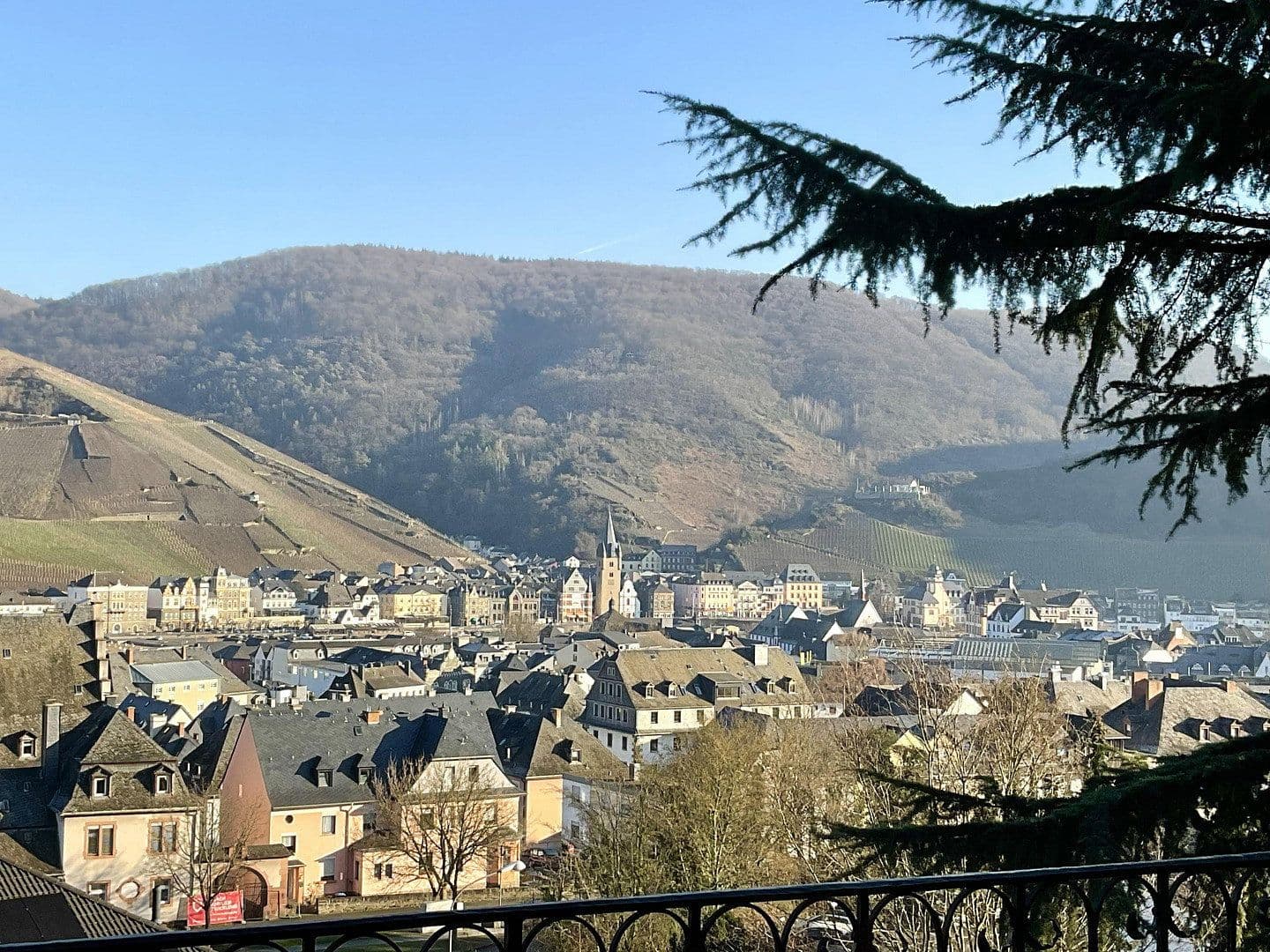 Prodej pozemku 2.314 m², Auf der Trift 22, Bernkastel-Kues, Porýní-Falc Prodej pozemku 2.314 m², Auf der Trift 22, Bernkastel-Kues, Porýní-Falc