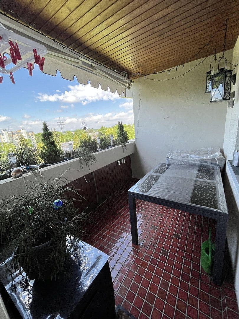Prodej bytu 3+1 74 m², Königsbrunn, Bavorsko Prodej bytu 3+1 74 m², Königsbrunn, Bavorsko