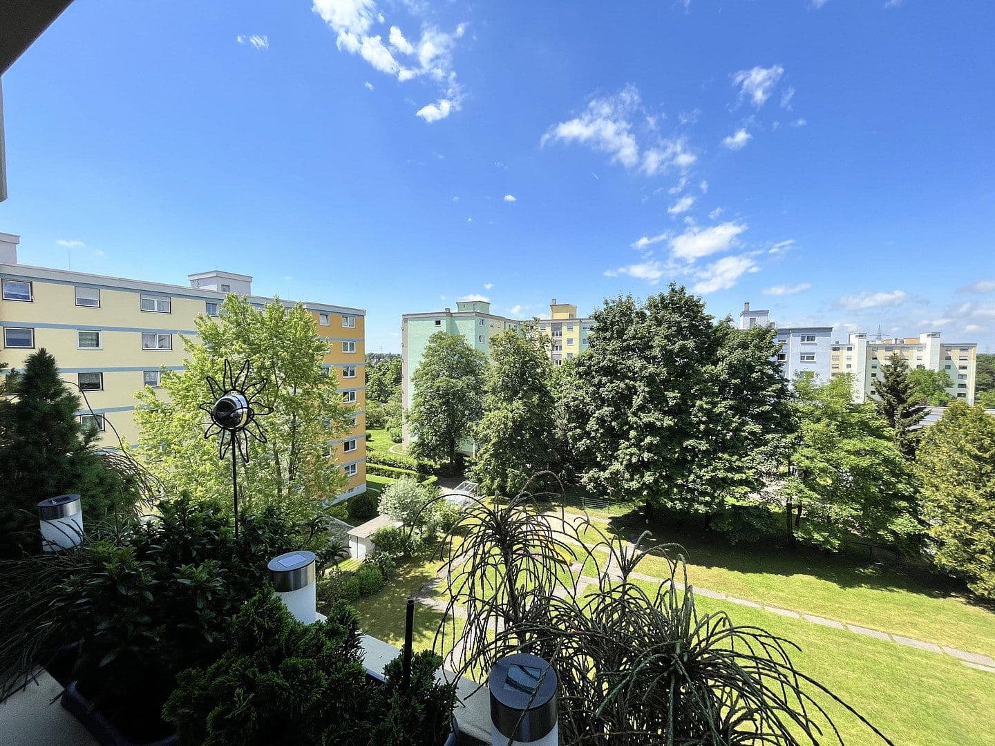 Prodej bytu 3+1 74 m², Königsbrunn, Bavorsko Prodej bytu 3+1 74 m², Königsbrunn, Bavorsko