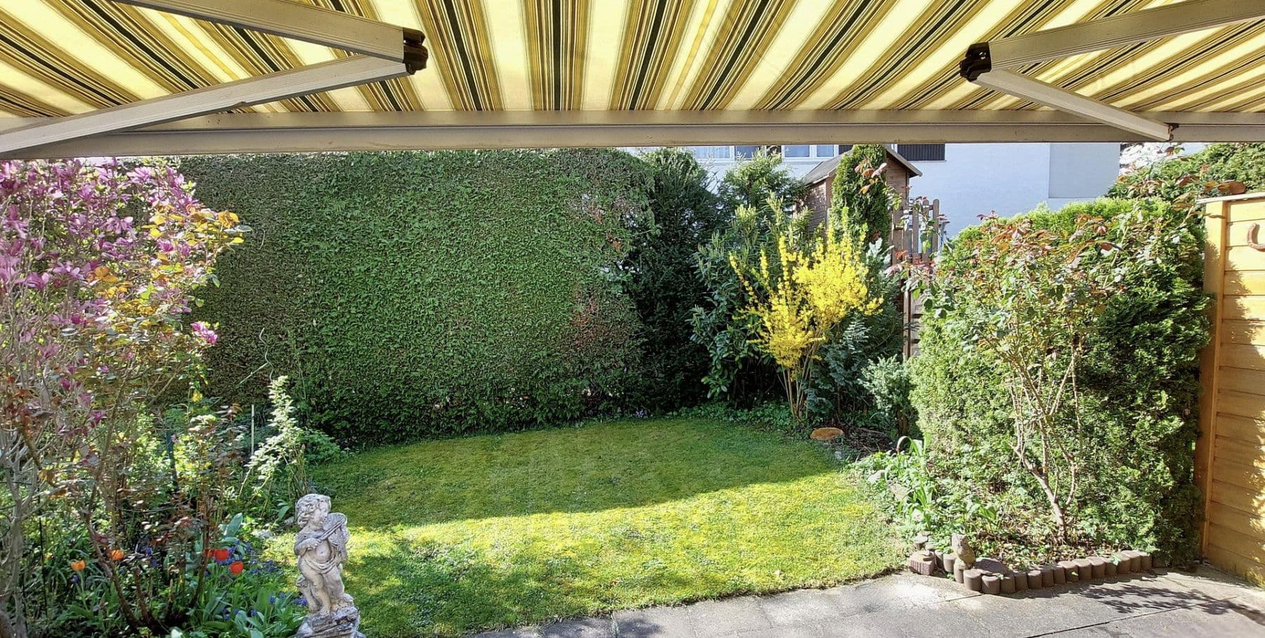 Prodej domu 128 m², pozemek 250 m², Germering, Bavorsko Prodej domu 128 m², pozemek 250 m², Germering, Bavorsko