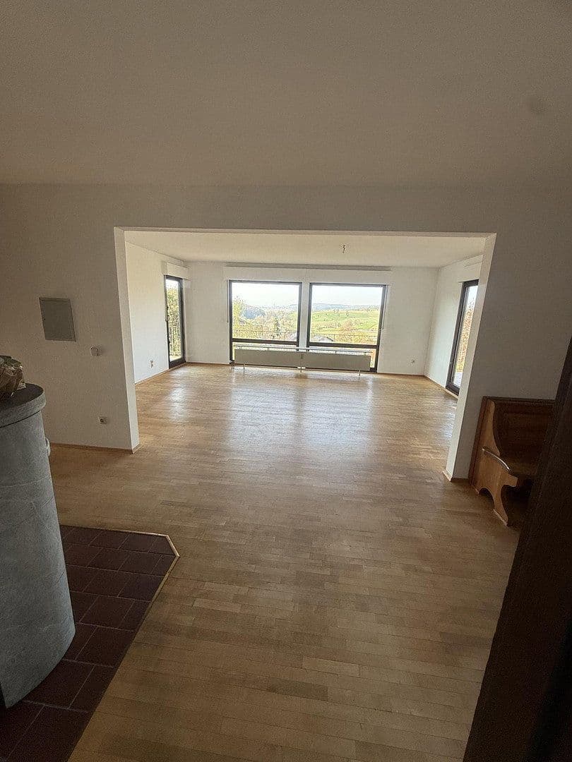 Prodej domu 230 m², pozemek 954 m², Kandern, Bádensko-Württembersko Prodej domu 230 m², pozemek 954 m², Kandern, Bádensko-Württembersko