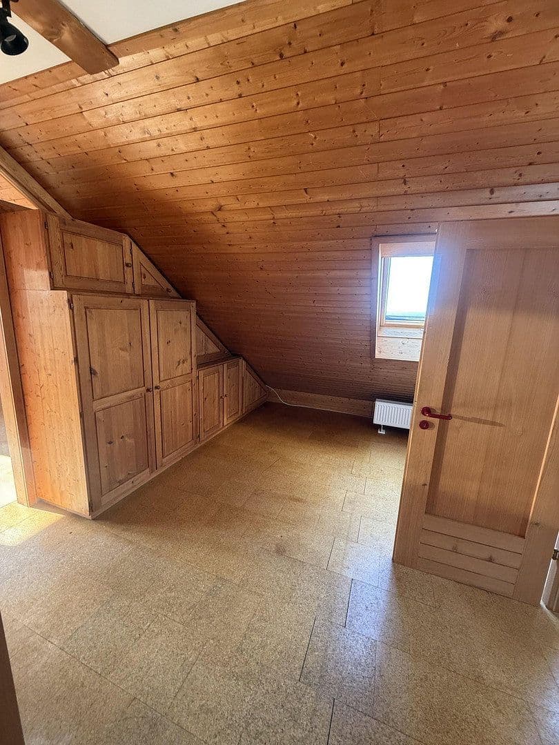 Prodej domu 230 m², pozemek 954 m², Kandern, Bádensko-Württembersko Prodej domu 230 m², pozemek 954 m², Kandern, Bádensko-Württembersko