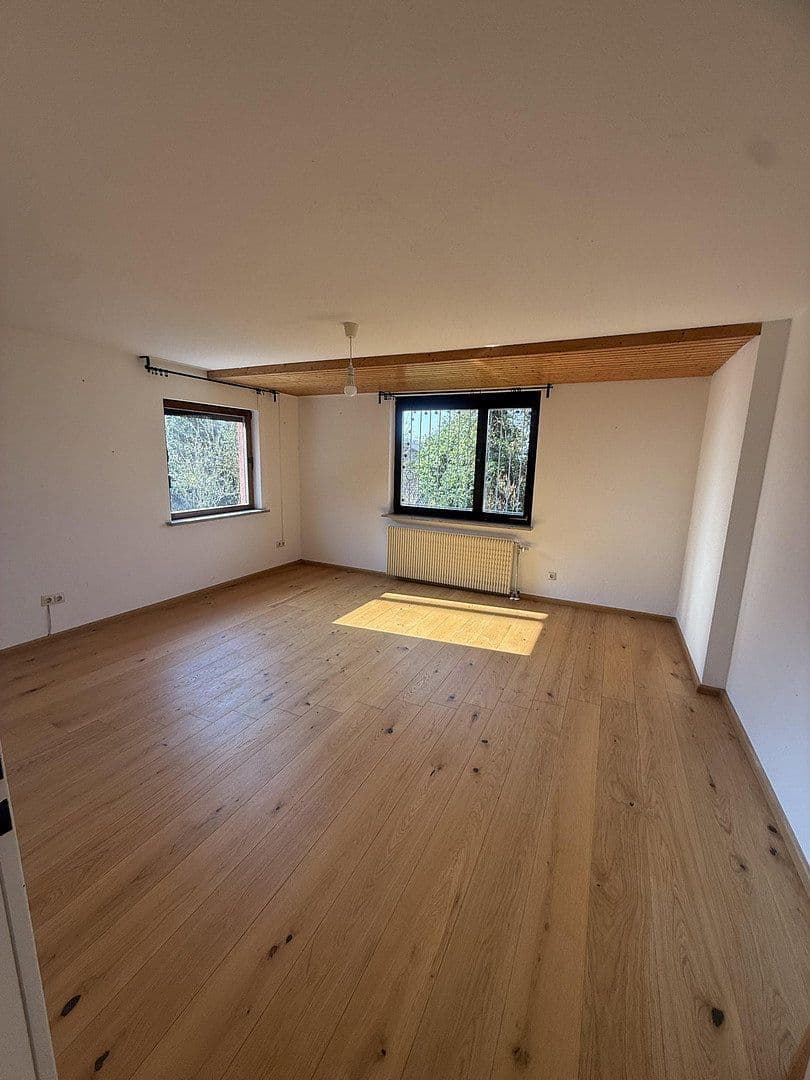 Prodej domu 230 m², pozemek 954 m², Kandern, Bádensko-Württembersko Prodej domu 230 m², pozemek 954 m², Kandern, Bádensko-Württembersko