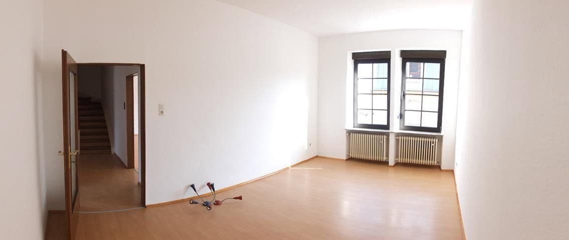 Pronájem bytu 7+1 180 m², Hauptstr. 159, Rodalben, Porýní-Falc Pronájem bytu 7+1 180 m², Hauptstr. 159, Rodalben, Porýní-Falc