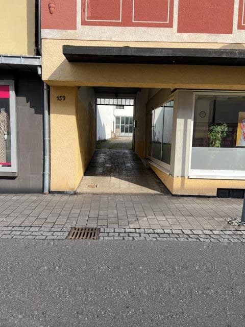 Pronájem bytu 7+1 180 m², Hauptstr. 159, Rodalben, Porýní-Falc Pronájem bytu 7+1 180 m², Hauptstr. 159, Rodalben, Porýní-Falc