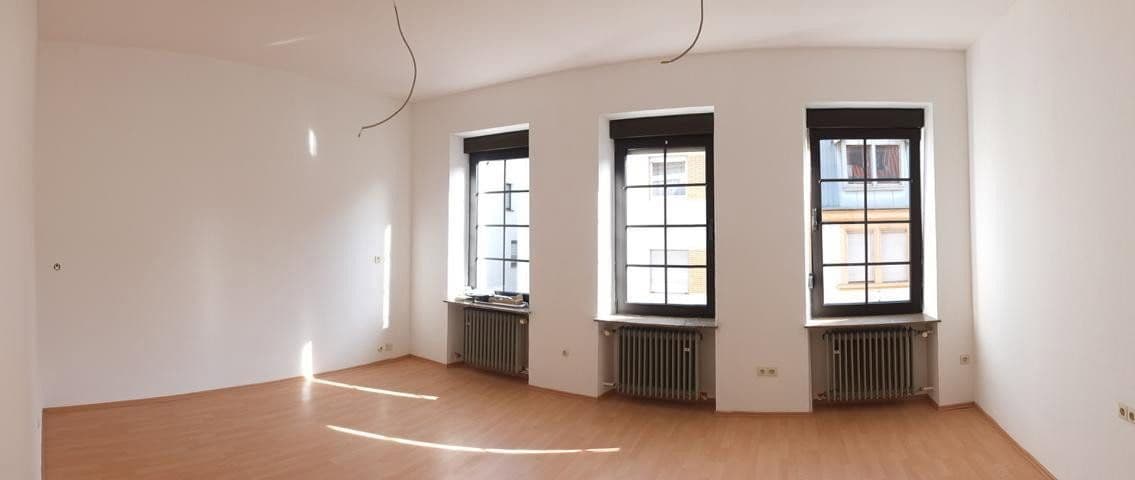 Pronájem bytu 7+1 180 m², Hauptstr. 159, Rodalben, Porýní-Falc Pronájem bytu 7+1 180 m², Hauptstr. 159, Rodalben, Porýní-Falc