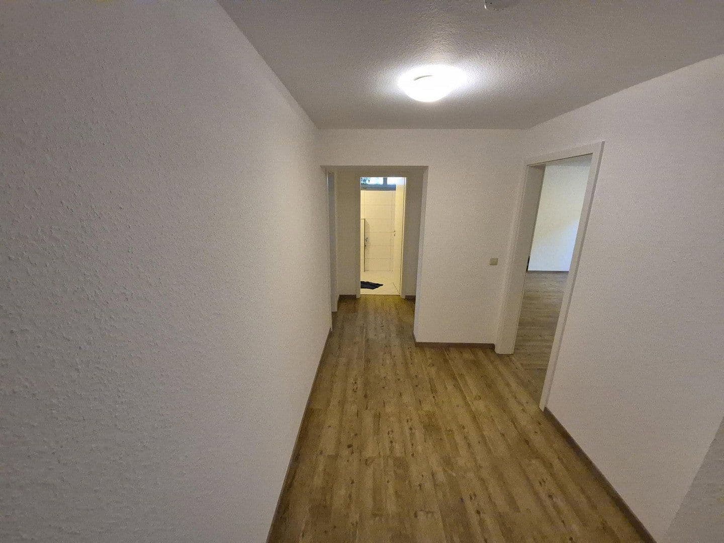 Pronájem bytu 2+1 54 m², Ostmarkstraße 26, Karlsruhe, Bádensko-Württembersko Pronájem bytu 2+1 54 m², Ostmarkstraße 26, Karlsruhe, Bádensko-Württembersko