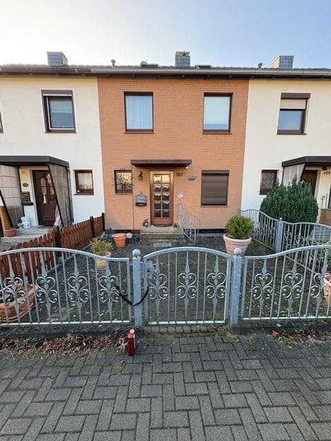 Prodej domu 128 m², pozemek 193 m², Celle, Dolní Sasko Prodej domu 128 m², pozemek 193 m², Celle, Dolní Sasko