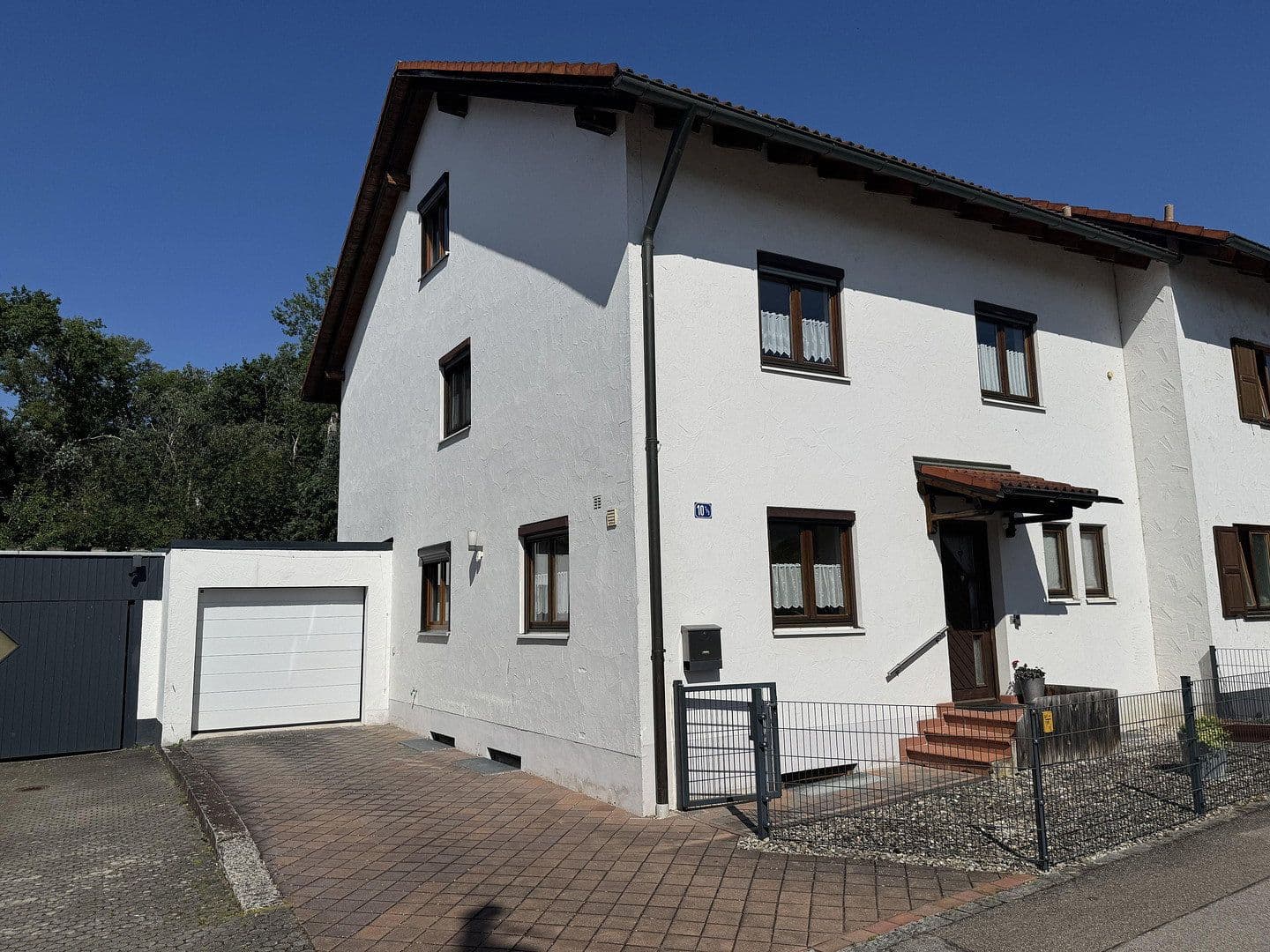 Prodej domu 198 m², pozemek 200 m², Oberstimm, Bavorsko Prodej domu 198 m², pozemek 200 m², Oberstimm, Bavorsko