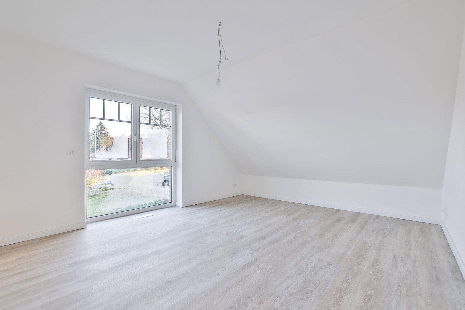 Prodej domu 152 m², pozemek 633 m², Scharbeutz, Šlesvicko-Holštýnsko Prodej domu 152 m², pozemek 633 m², Scharbeutz, Šlesvicko-Holštýnsko