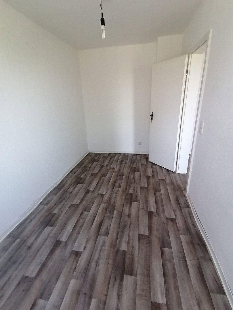 Pronájem bytu 3+1 63 m², Dorfstraße 9, Damshagen, Mecklenburg-Vorpommern Pronájem bytu 3+1 63 m², Dorfstraße 9, Damshagen, Mecklenburg-Vorpommern