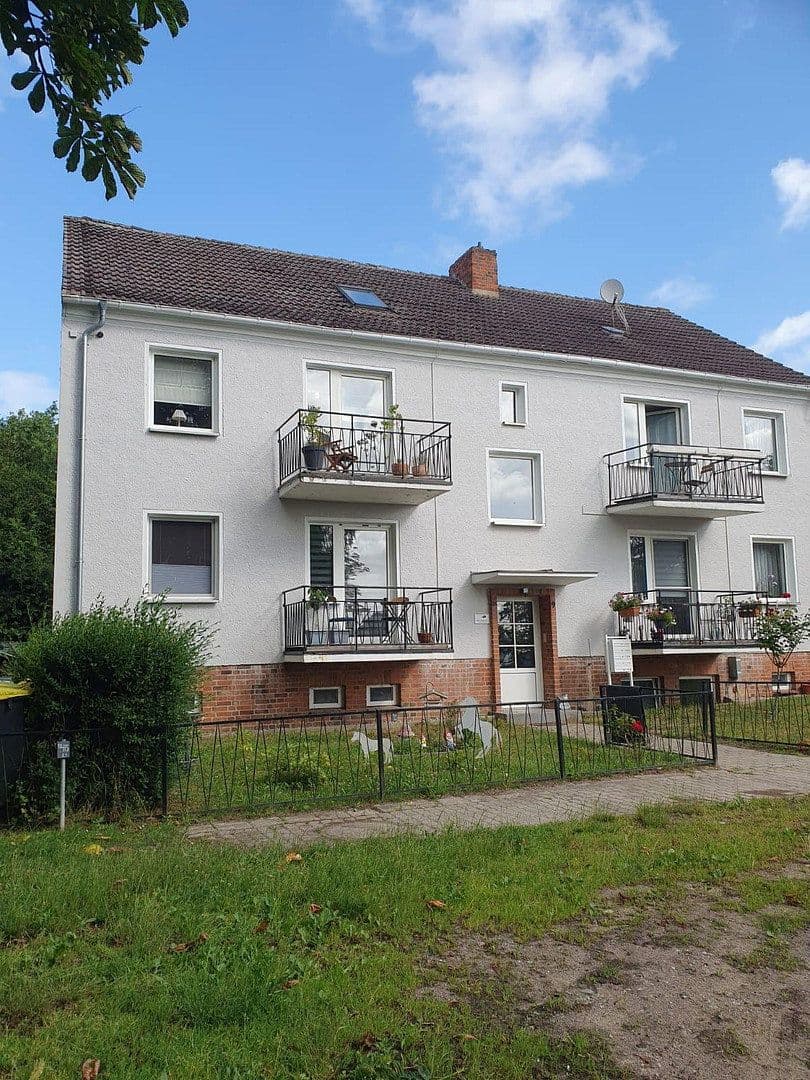 Pronájem bytu 3+1 63 m², Dorfstraße 9, Damshagen, Mecklenburg-Vorpommern Pronájem bytu 3+1 63 m², Dorfstraße 9, Damshagen, Mecklenburg-Vorpommern