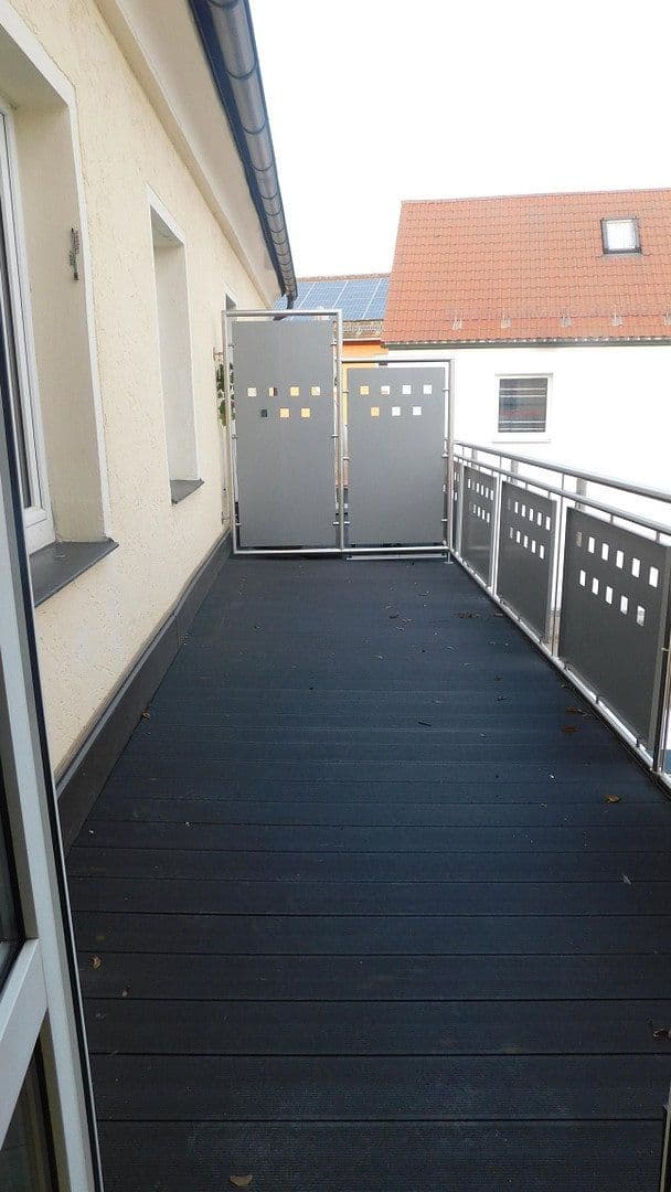 Pronájem bytu 3+1 98 m², Hauptstr., Bodenwöhr, Bavorsko Pronájem bytu 3+1 98 m², Hauptstr., Bodenwöhr, Bavorsko