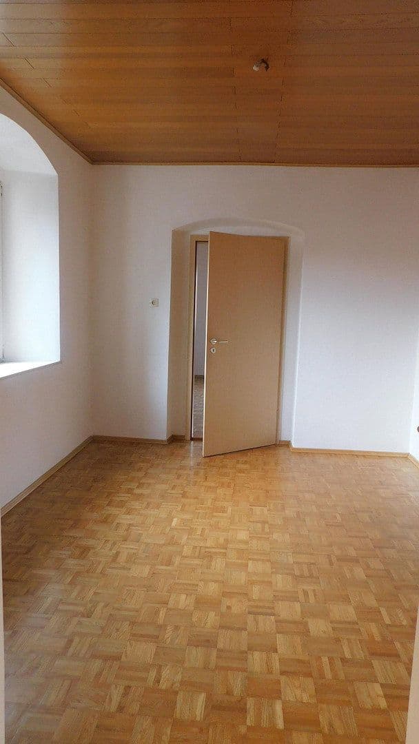 Pronájem bytu 3+1 98 m², Hauptstr., Bodenwöhr, Bavorsko Pronájem bytu 3+1 98 m², Hauptstr., Bodenwöhr, Bavorsko