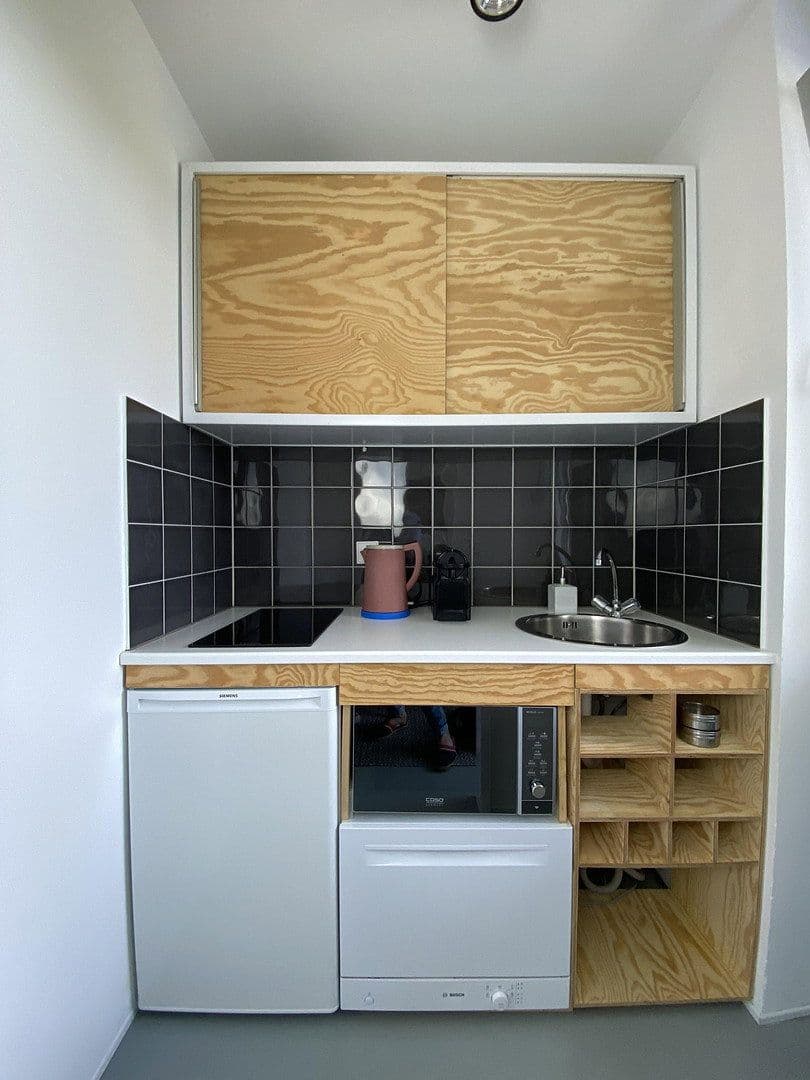 Pronájem bytu 1+1 34 m², Fritz-Meyer-Weg 55, München, Bavorsko Pronájem bytu 1+1 34 m², Fritz-Meyer-Weg 55, München, Bavorsko