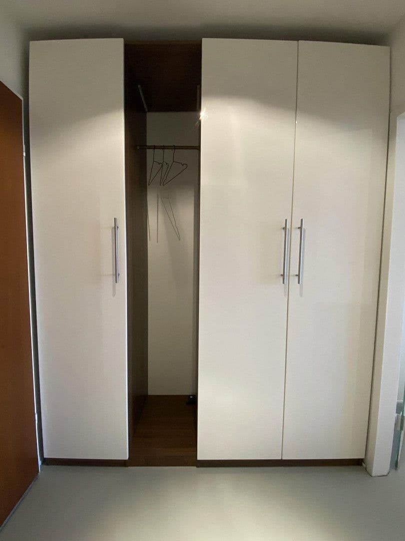 Pronájem bytu 1+1 34 m², Fritz-Meyer-Weg 55, München, Bavorsko Pronájem bytu 1+1 34 m², Fritz-Meyer-Weg 55, München, Bavorsko
