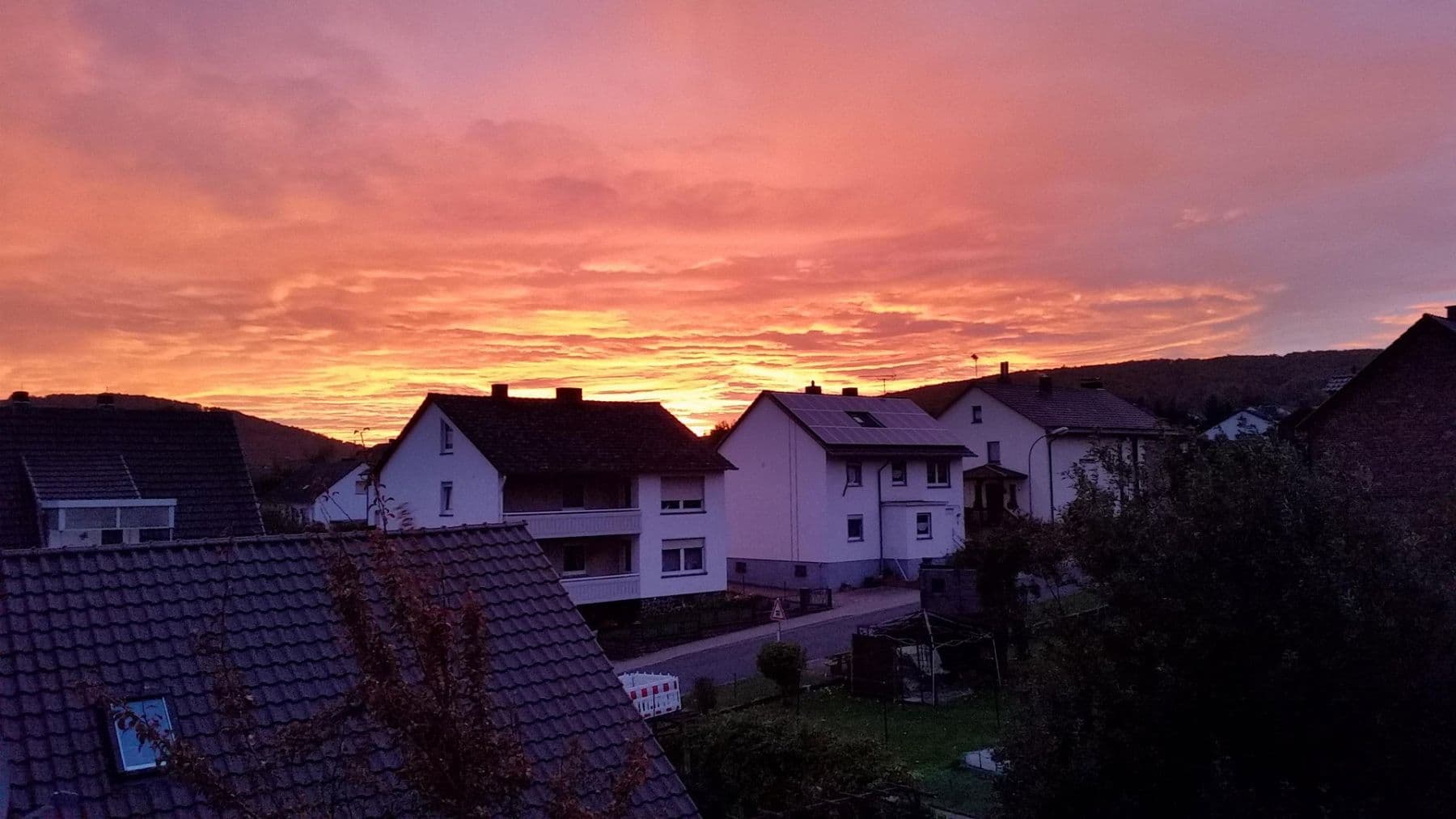 Prodej domu 211 m², pozemek 815 m², Heinrich-Otto-Weg, 14, Homberg (Efze), Hessen Prodej domu 211 m², pozemek 815 m², Heinrich-Otto-Weg, 14, Homberg (Efze), Hessen