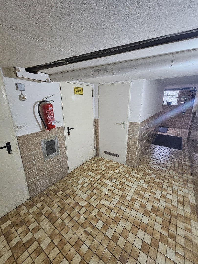Prodej domu 211 m², pozemek 815 m², Heinrich-Otto-Weg, 14, Homberg (Efze), Hessen Prodej domu 211 m², pozemek 815 m², Heinrich-Otto-Weg, 14, Homberg (Efze), Hessen