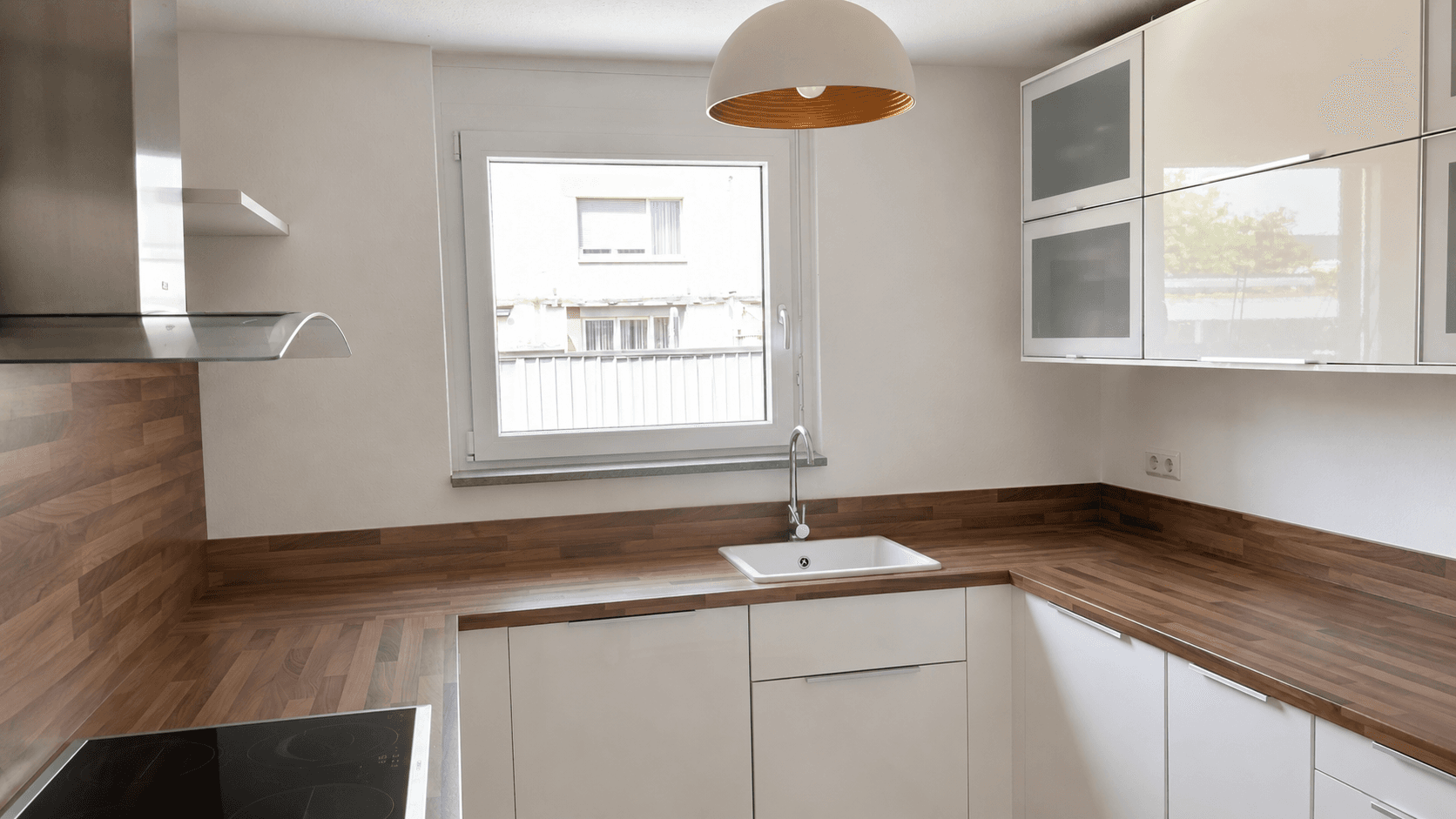 Pronájem domu 160 m², pozemek 211 m², Storchenweg 21, Poing, Bavorsko Pronájem domu 160 m², pozemek 211 m², Storchenweg 21, Poing, Bavorsko