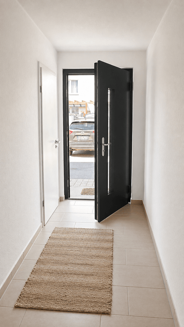 Pronájem domu 160 m², pozemek 211 m², Storchenweg 21, Poing, Bavorsko Pronájem domu 160 m², pozemek 211 m², Storchenweg 21, Poing, Bavorsko