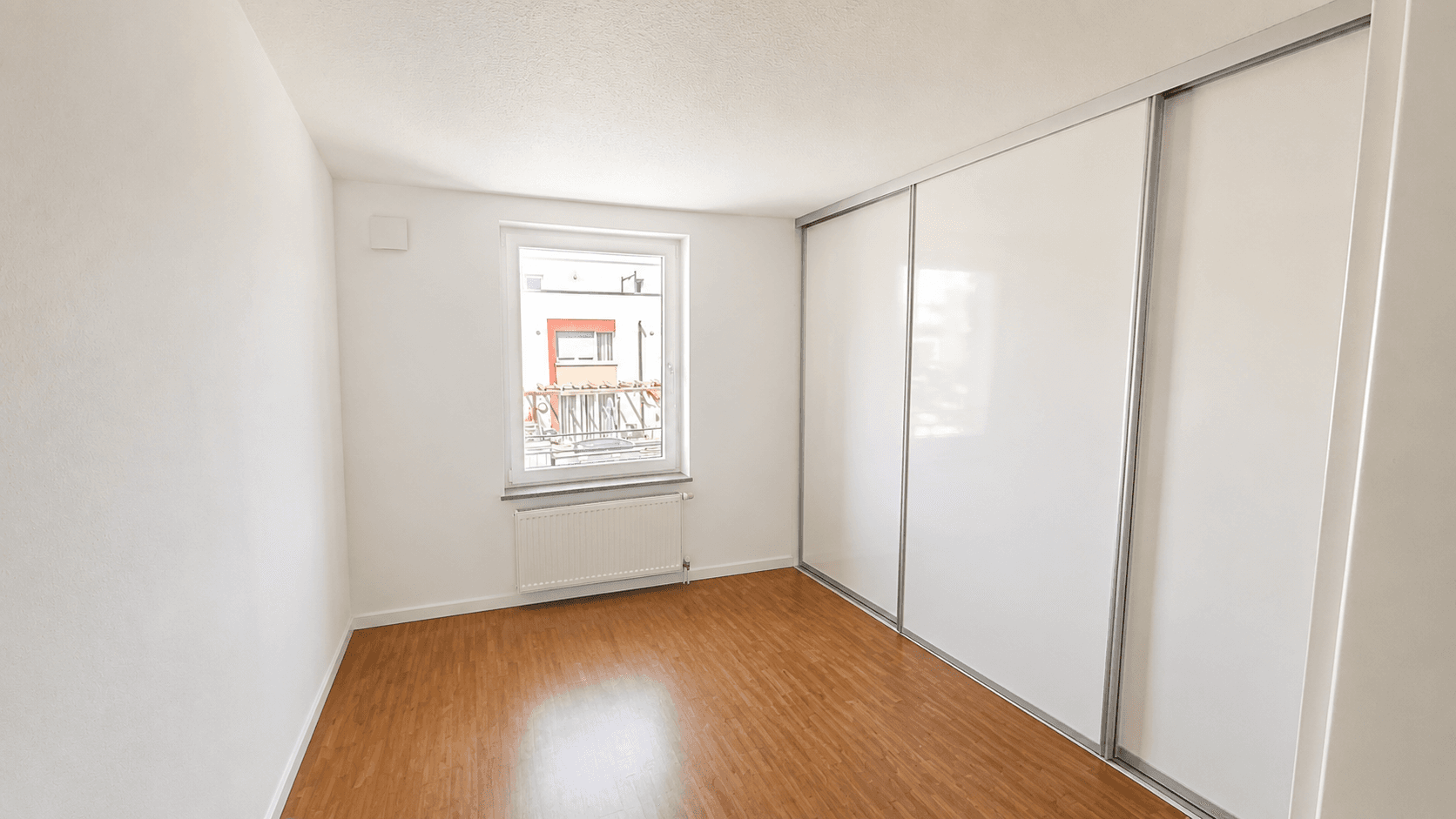 Pronájem domu 160 m², pozemek 211 m², Storchenweg 21, Poing, Bavorsko Pronájem domu 160 m², pozemek 211 m², Storchenweg 21, Poing, Bavorsko