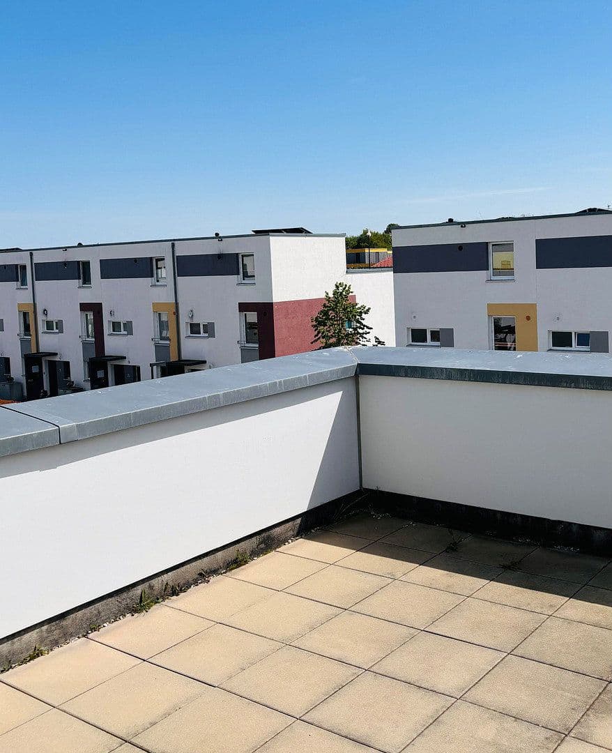 Pronájem domu 160 m², pozemek 211 m², Storchenweg 21, Poing, Bavorsko Pronájem domu 160 m², pozemek 211 m², Storchenweg 21, Poing, Bavorsko